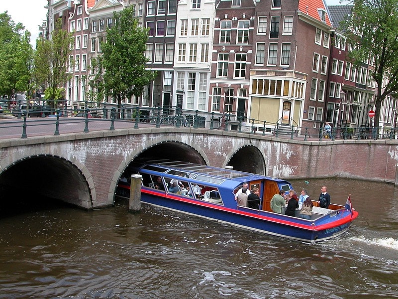 passeio nos canais de amsterdam