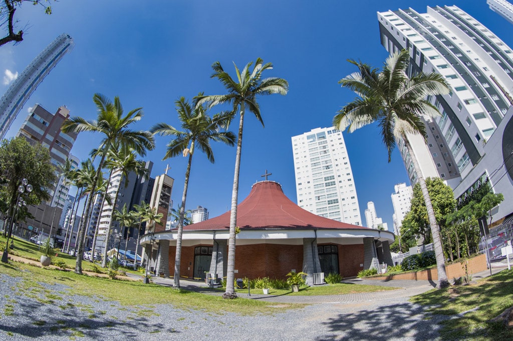 igrejas em Balneário Camboriú