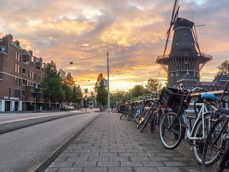 zaanse schans de bicicleta