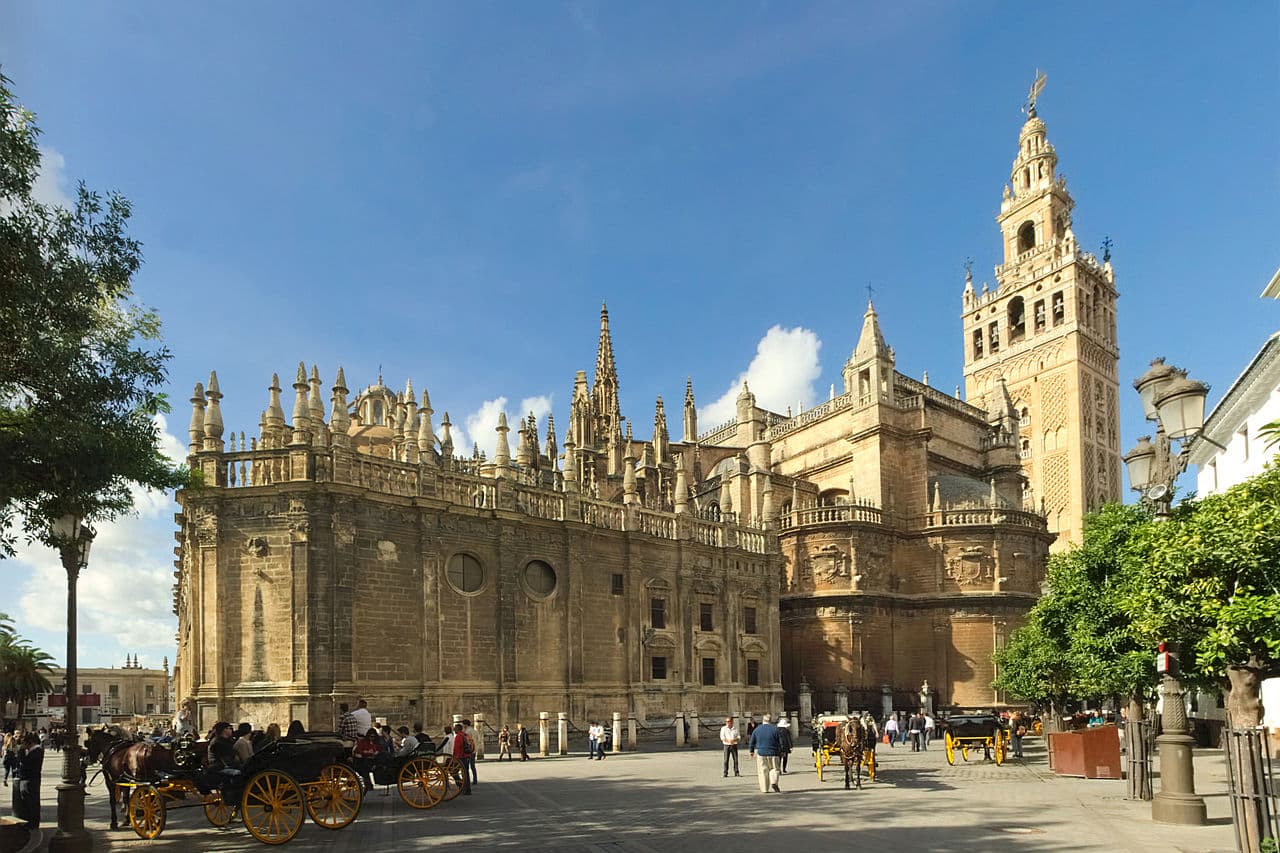 Tour guiado na Torre Giralda Sevilha