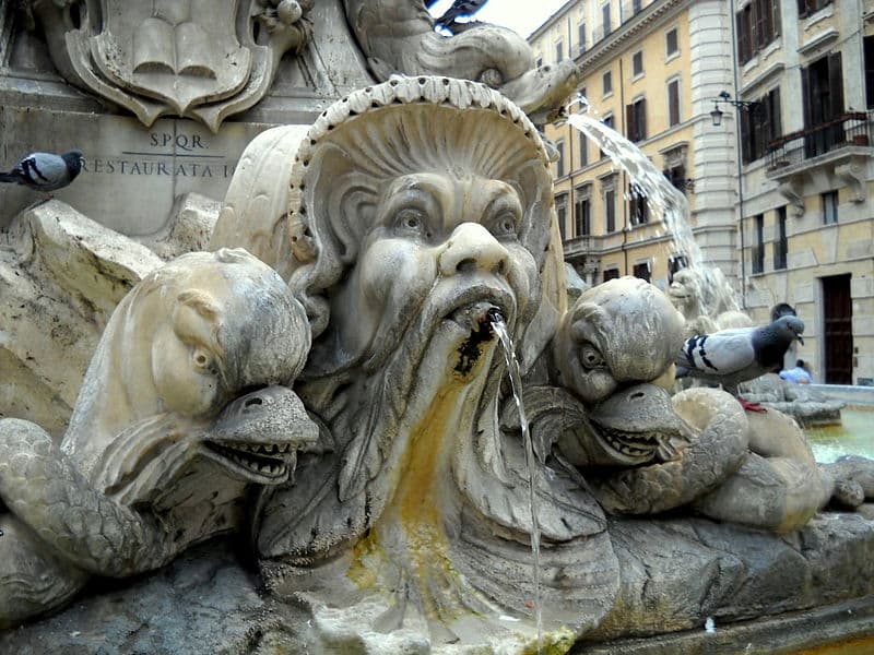 Fontana della Piazza della Rotonda