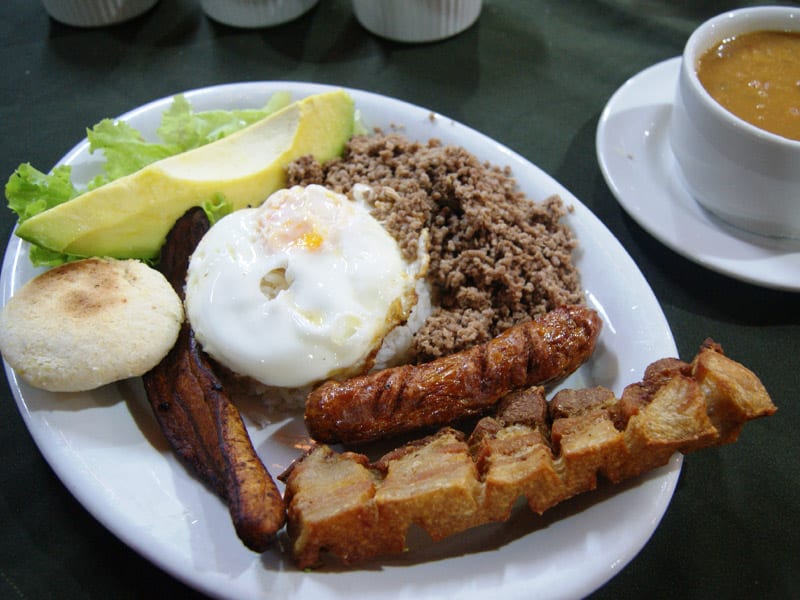 Comida colombiana o que comer em medellin