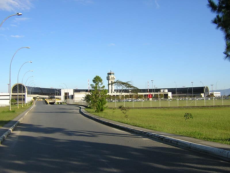 Aeroporto de Medellín distancia do aeroporto de medellín para o centro