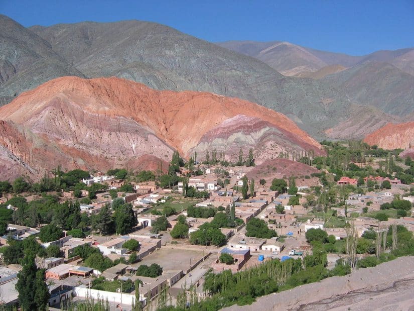Cerro de siete colores na Argentina