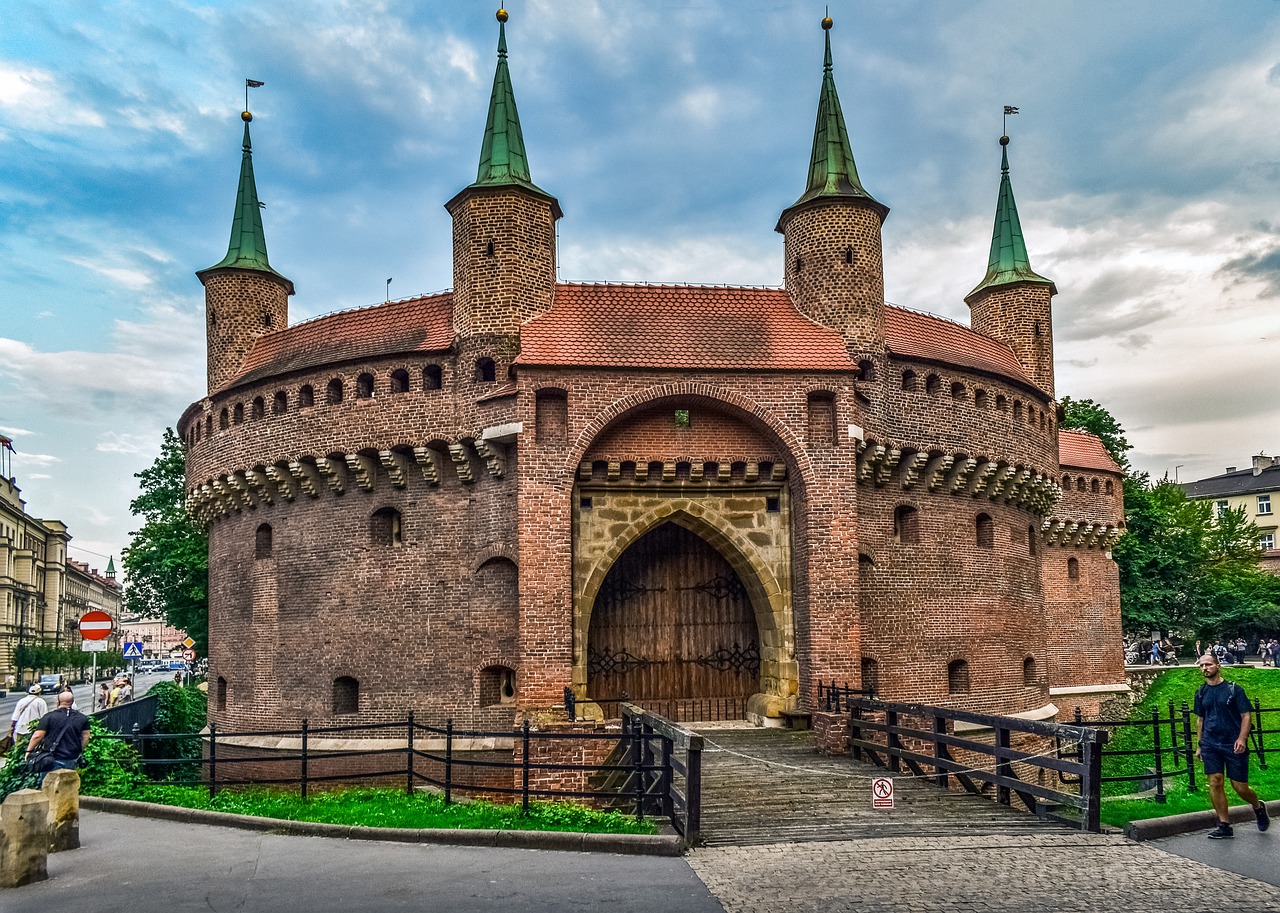 Cidades da Polonia Barbican na Polonia