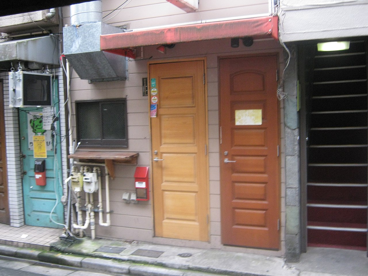Nomes de lugares japoneses Golden Gai