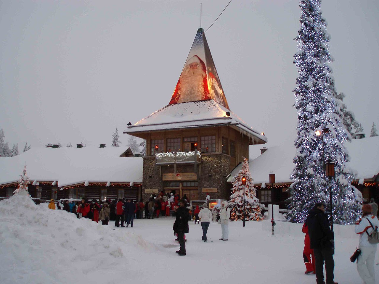 tour santa claus village