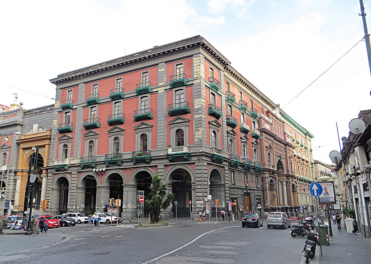 pontos turísticos de napoles galerias