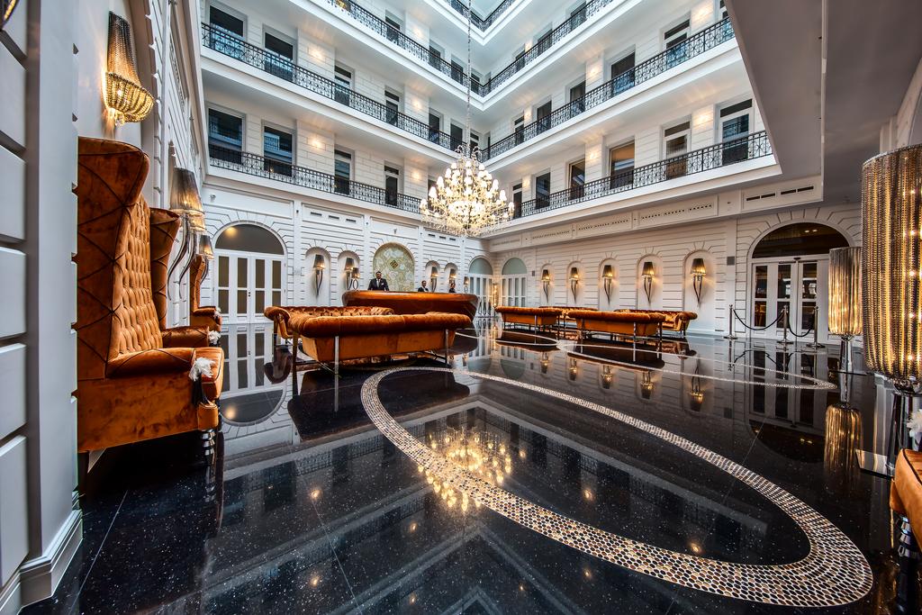 hospedagem em edifício histórico em budapeste hotel bem localizado em Budapeste