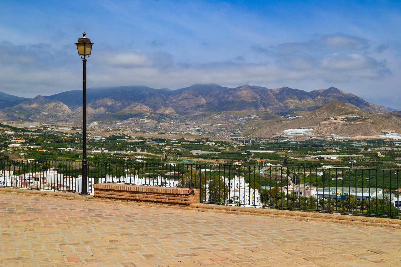 Trem na espanha cidades perto de granada pra ir de trem