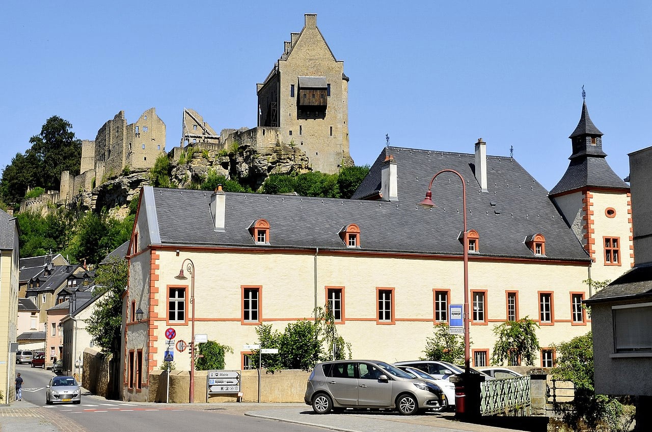 Lugares para conhecer em Luxemburgo Larochette luxemburgo