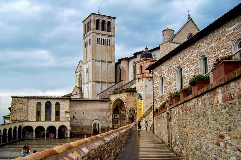 Visitar a igreja de são francisco de assis