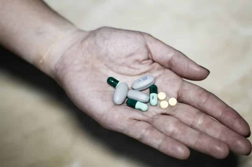 Medicamentos para levar na viagem remedios basicos para viajar