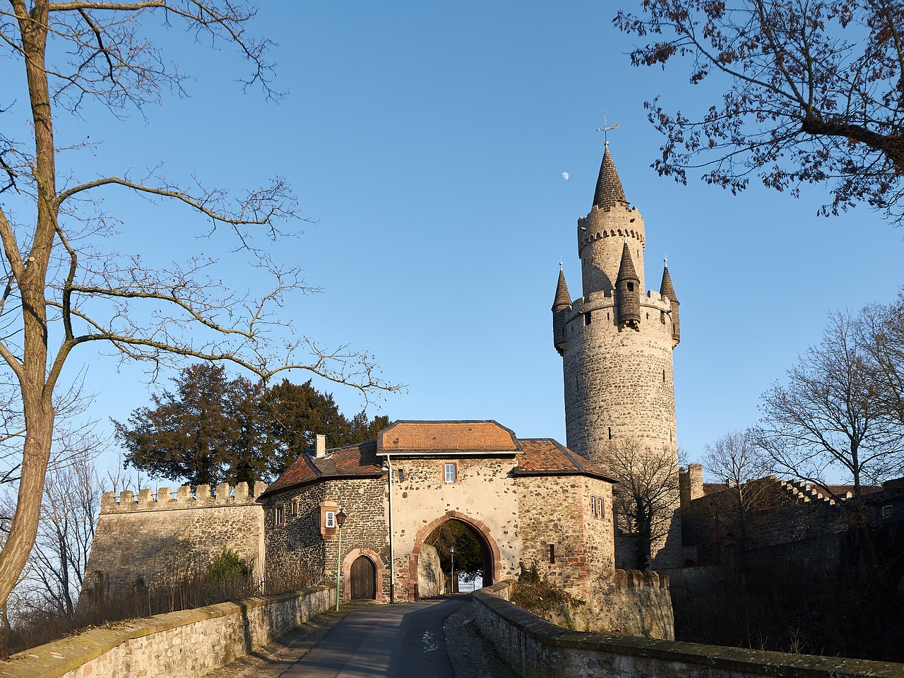Passeios em Friedberg. Castelo de Friedberg.