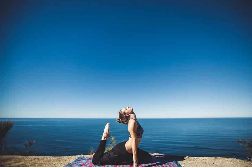 Dicas de saúde nas férias meditar nas férias