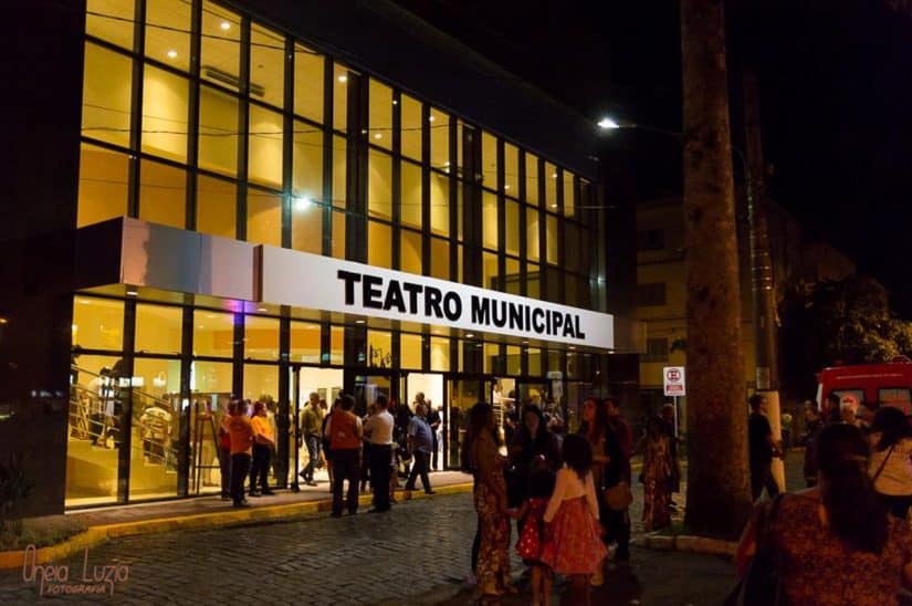 ubatuba teatro