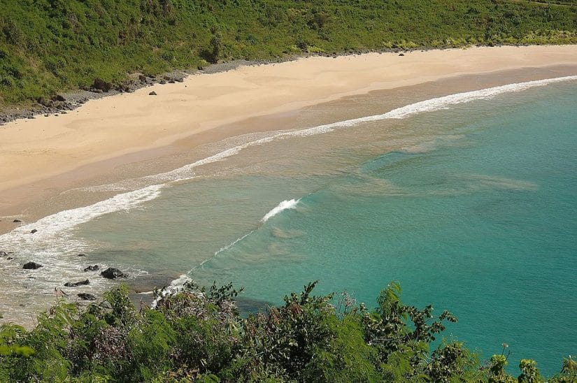 praia do meio Fernando de Noronha