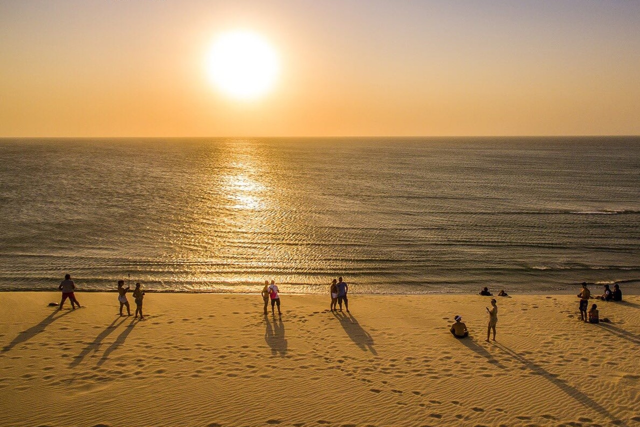 Entardecer nas praias de Jericoacoara. Pôr do sol nas praias de Jericoacoara