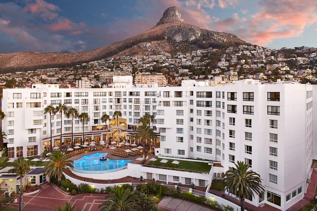 President Hotel Cape Town hotel em cape town lions head