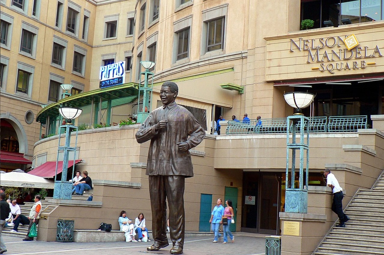 Estátua Mandela África do Sul joanesburgo turismo