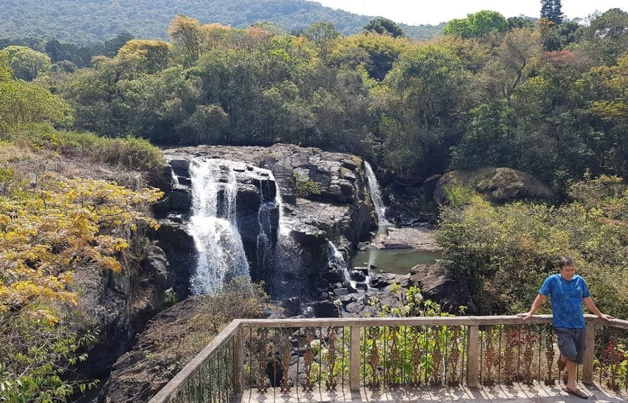 Ecoturismo em Minas Gerais Ruínas Cascata das Antas