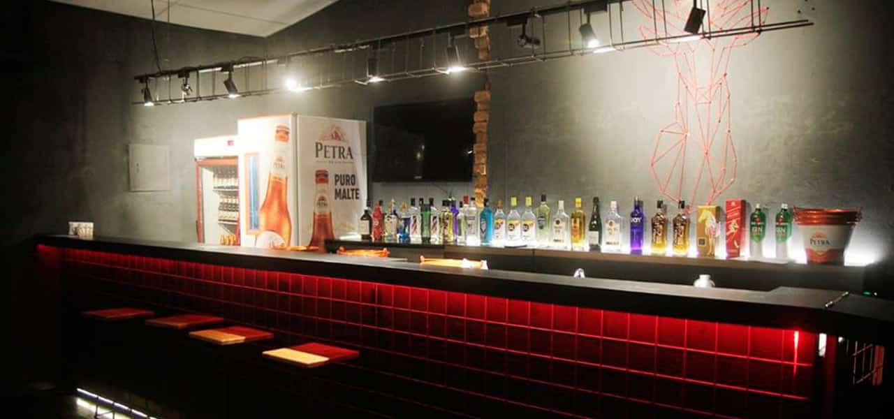 noite em poços de caldas sao francisco bar minas