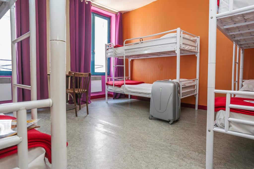 Young and Happy Latin Quartier hostel paris booking