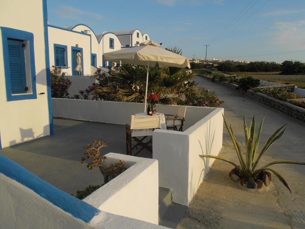 hotel perto da praia em Santorini hotel pé na areia na Grecia