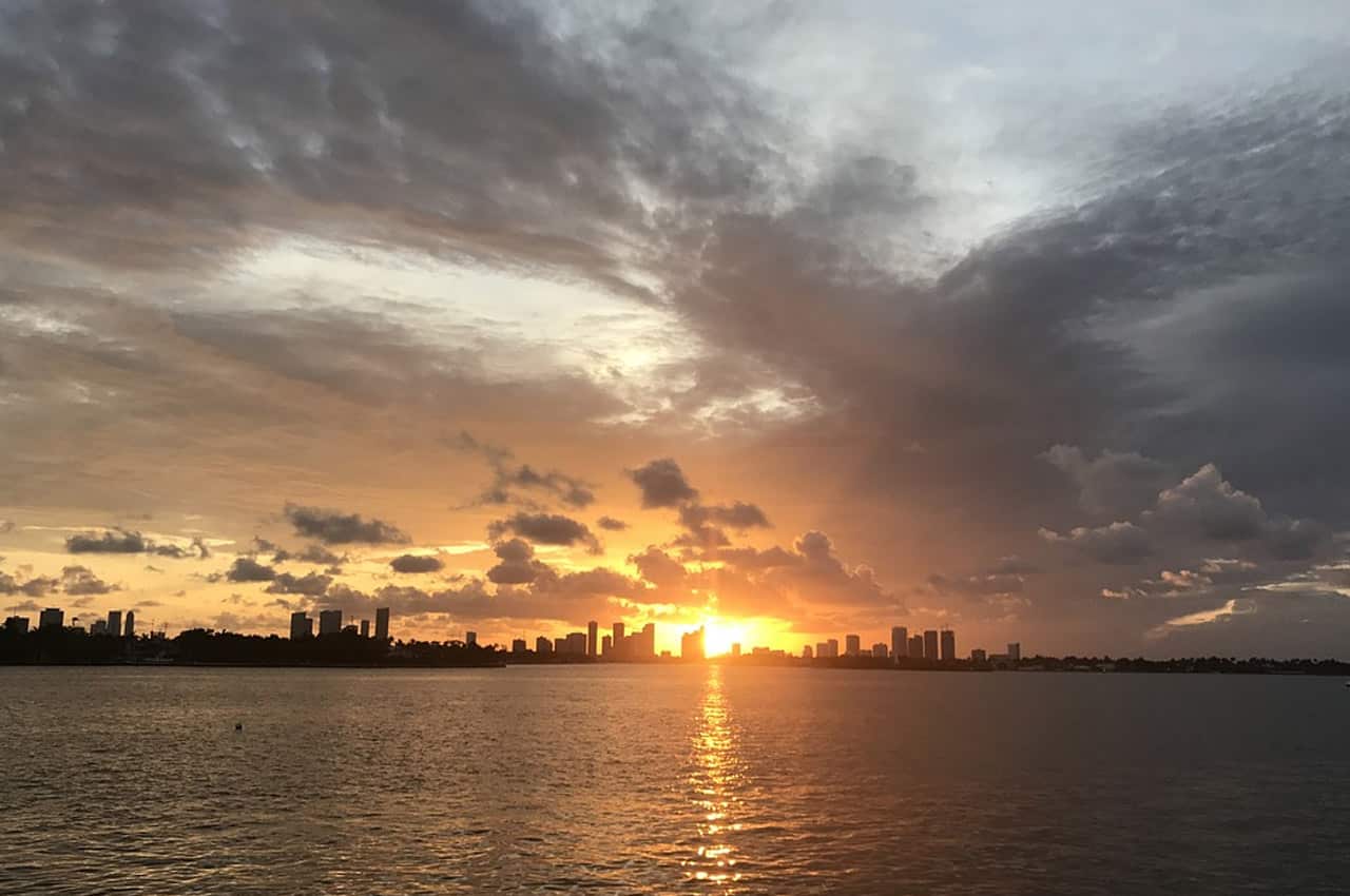 por do sol em miami