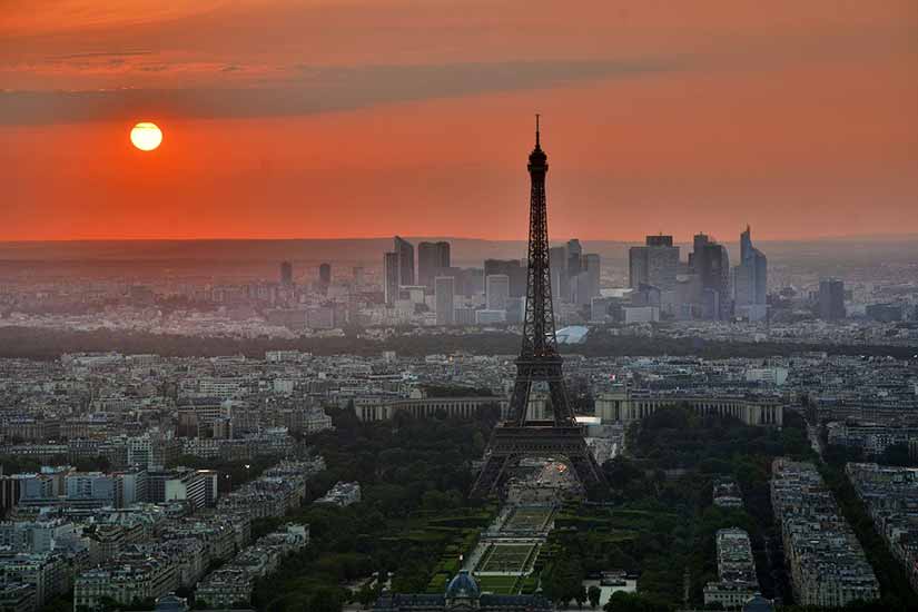 hoteis com vista para torre eiffel