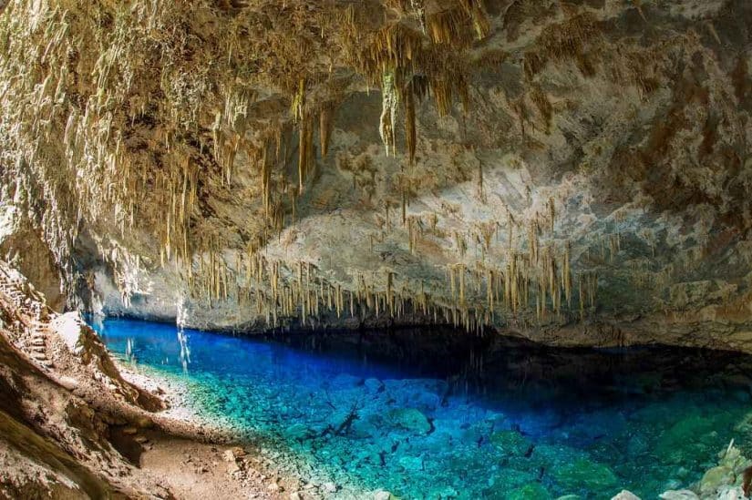 lagos famosos do Brasil em Bonito lago azul bonito, um dos lagos mais bonitos do mundo