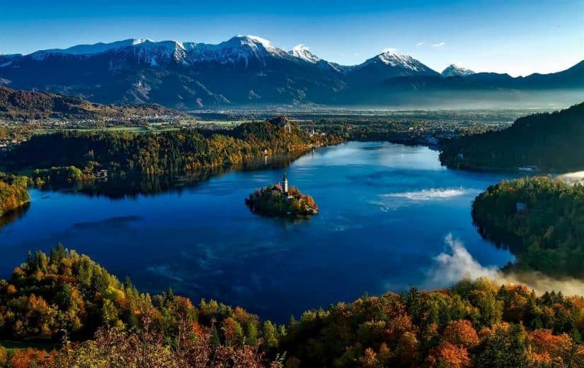 Lago Bled, na Eslovênia.