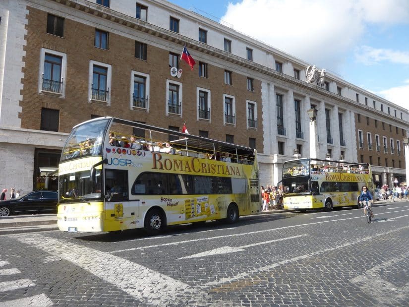 Hop on off com as crianças em Roma