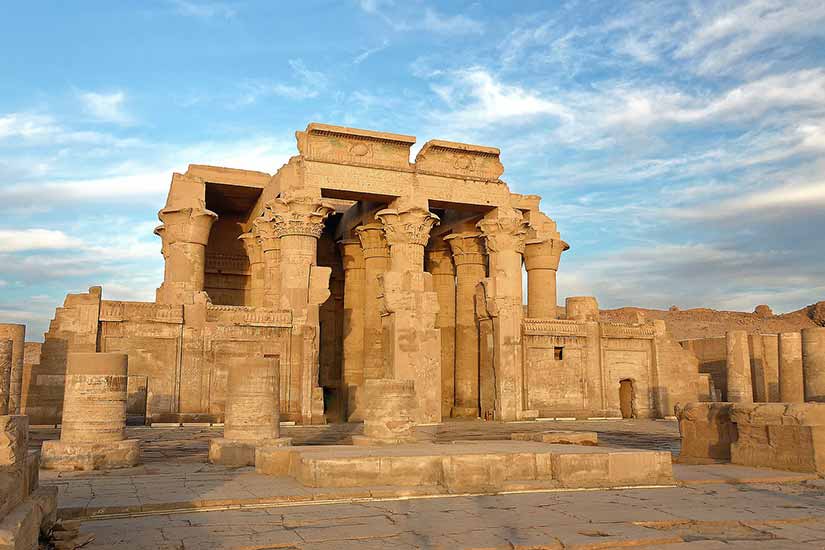 templos egípcios