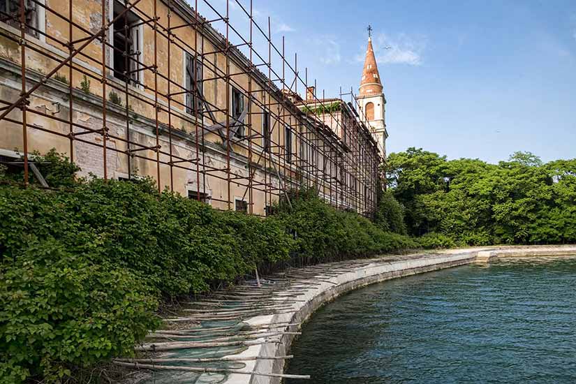 ilhas abandonadas na itália