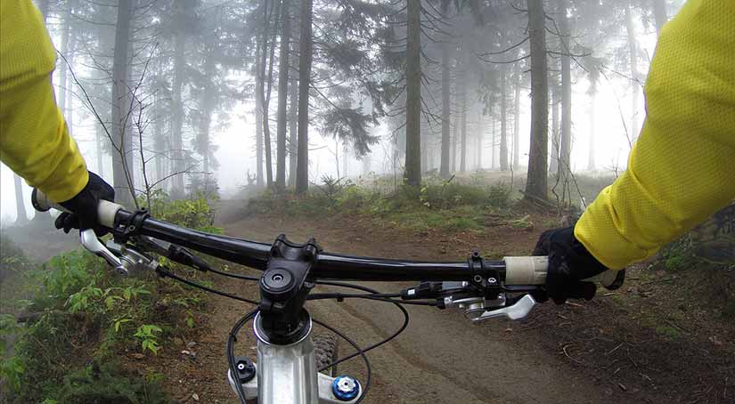 Passeio de bicicleta na Bolívia