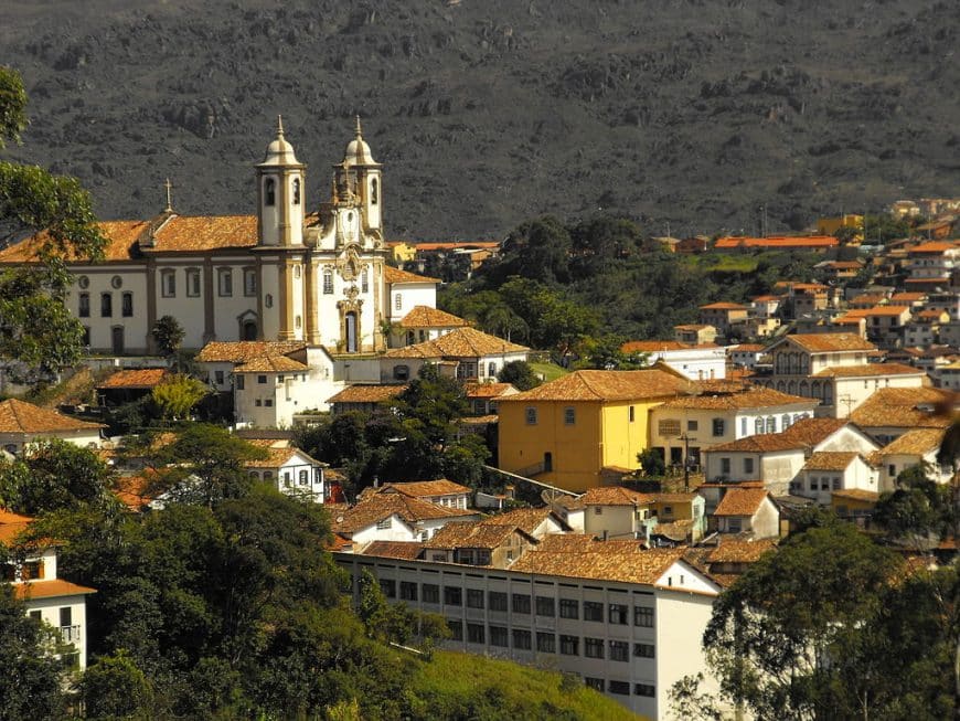 pousadas em ouro preto com piscina
