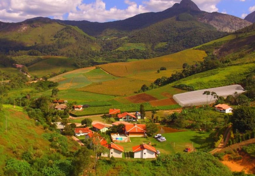 pousada na pedra azul