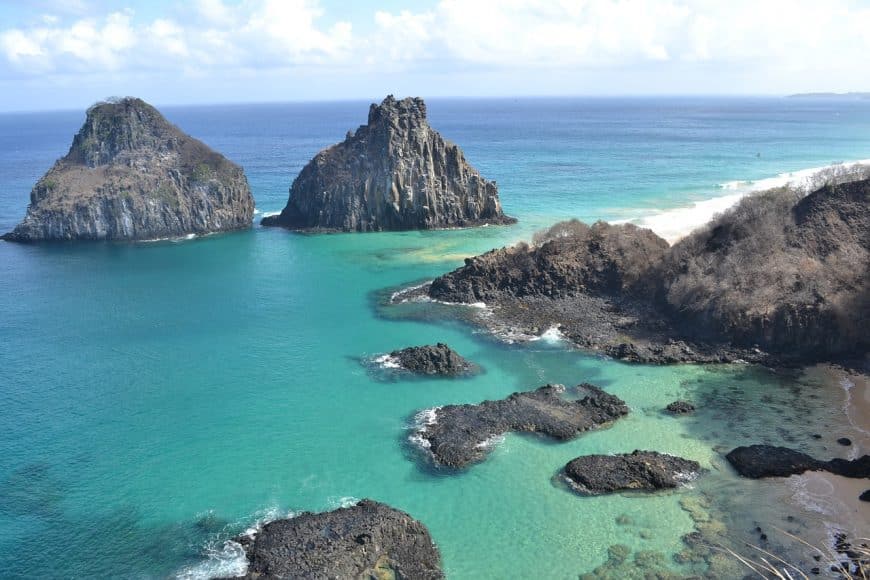 Qual o valor de uma pousada em Fernando de Noronha?
