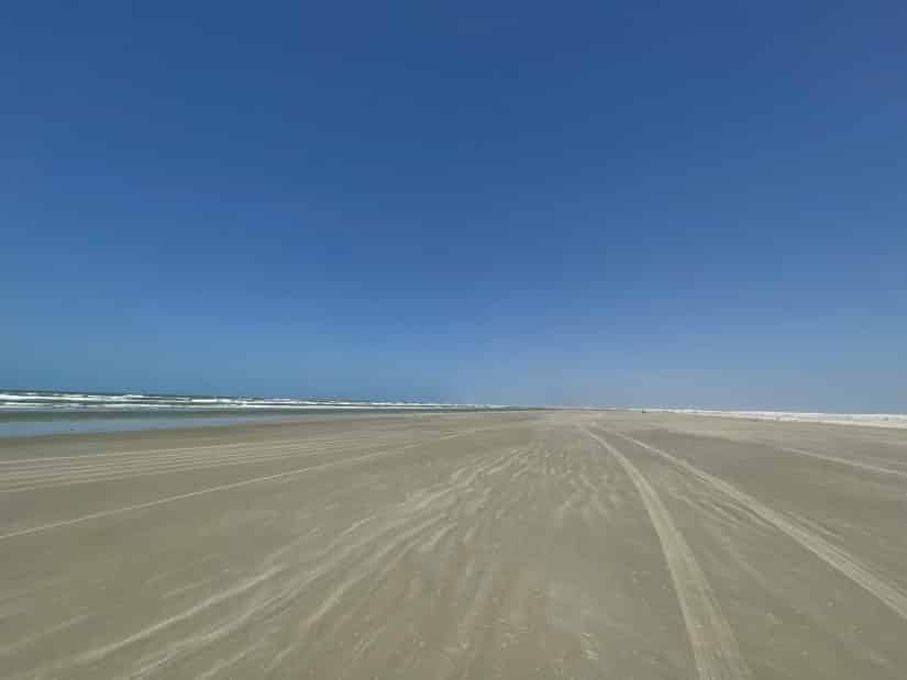 tem praia em barreirinhas Lençóis Maranhenses 