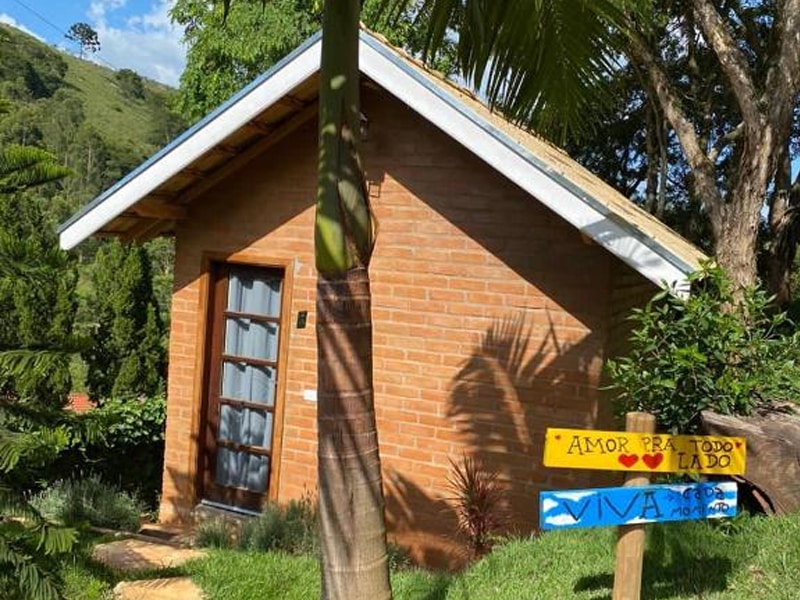 Chalé com vista para montanha em SP