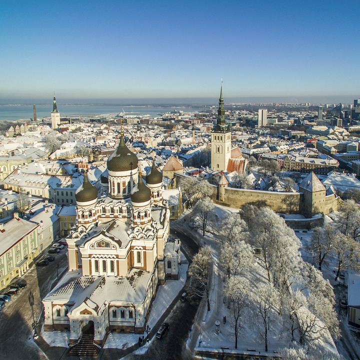 É obrigatório seguro viagem para Estônia?