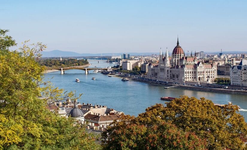 seguro viagem barato em Budapeste