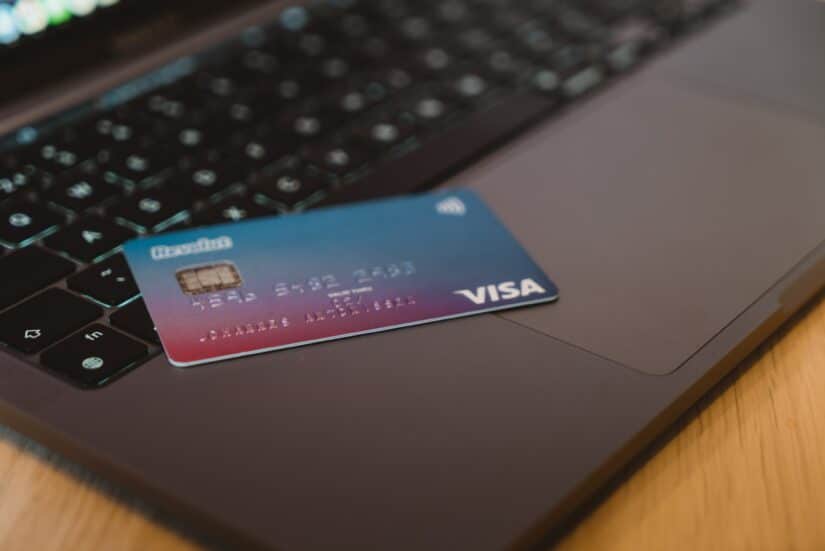 seguro viagem cartão de crédito vale a pena?