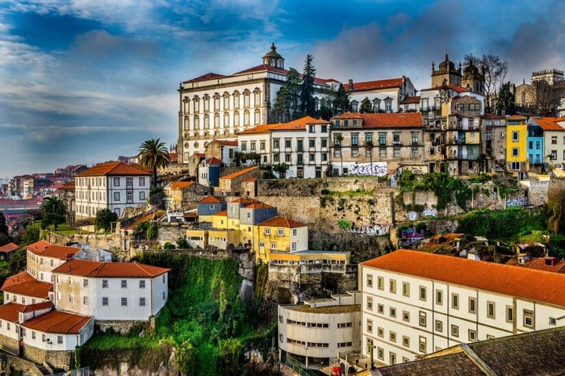 Como funciona o aluguel de carro no Porto