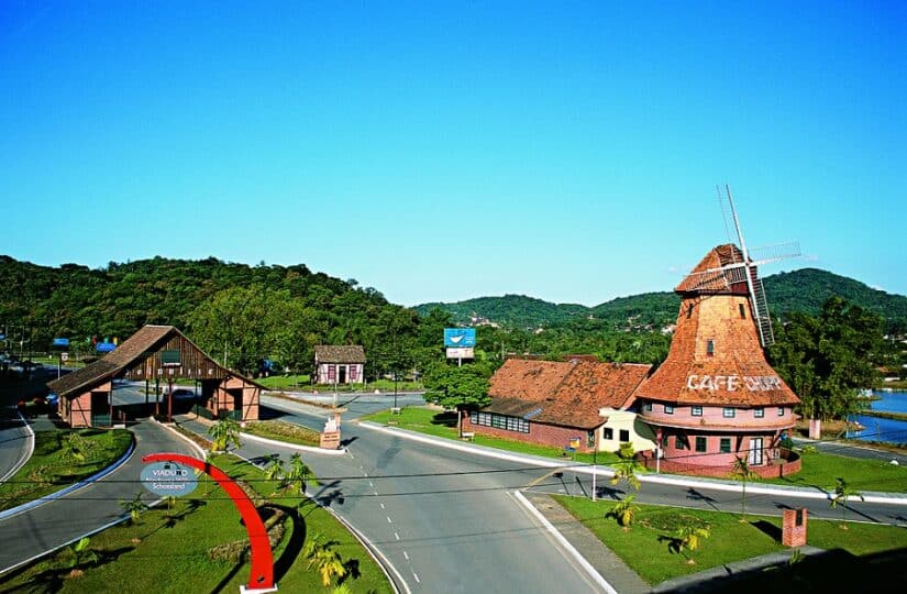 Onde alugar carro em Joinville