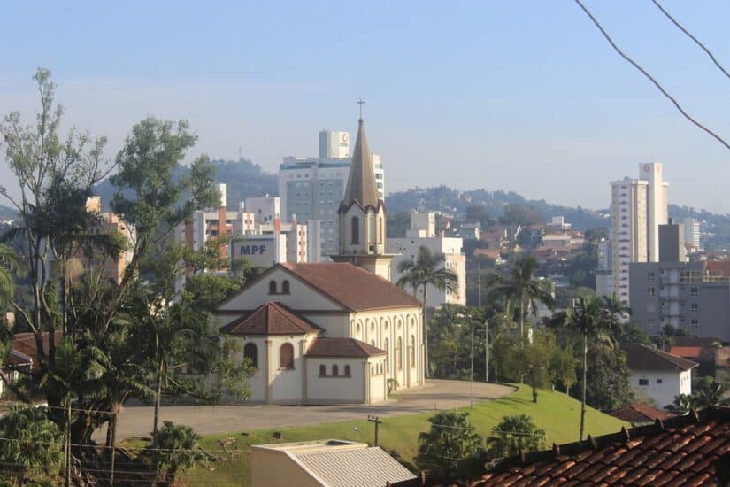 carro alugado em Blumenau