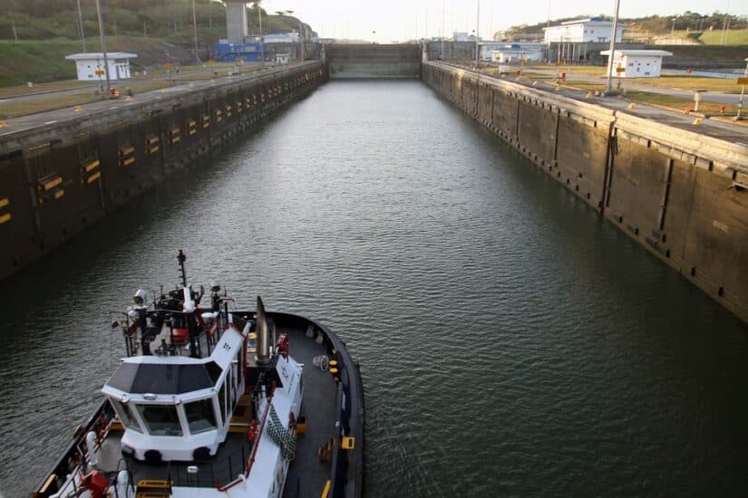 Passeio canal do Panamá