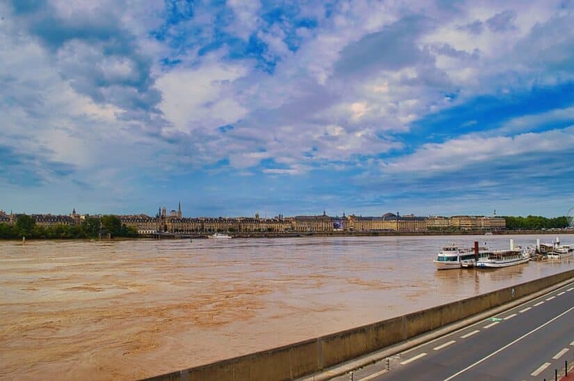 passeio de barco bordeaux