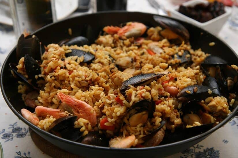 Paella valenciana